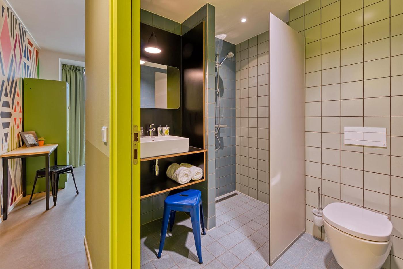 Stayokay Hostel ماسترخت الغرفة الصورة